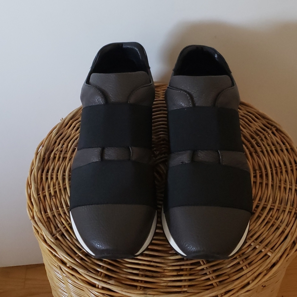 M. Gemi Leather Sneakers size 42